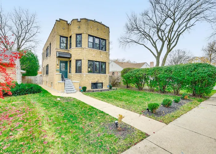 Pet-friendly Family - Near Nu Campus!