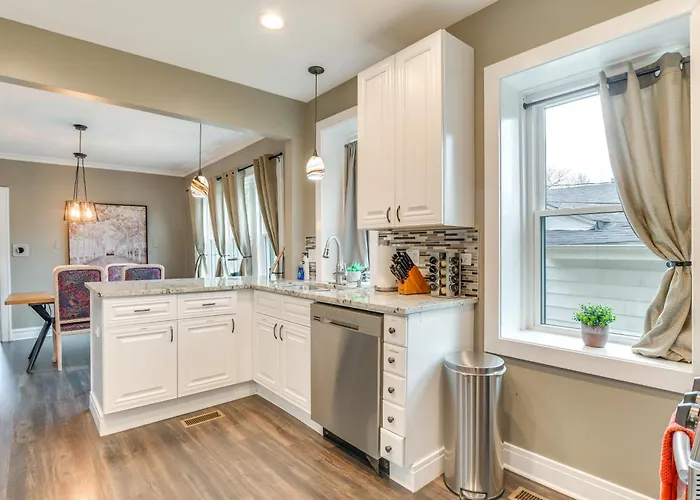 Pet-friendly Family - Near Nu Campus! * Evanston